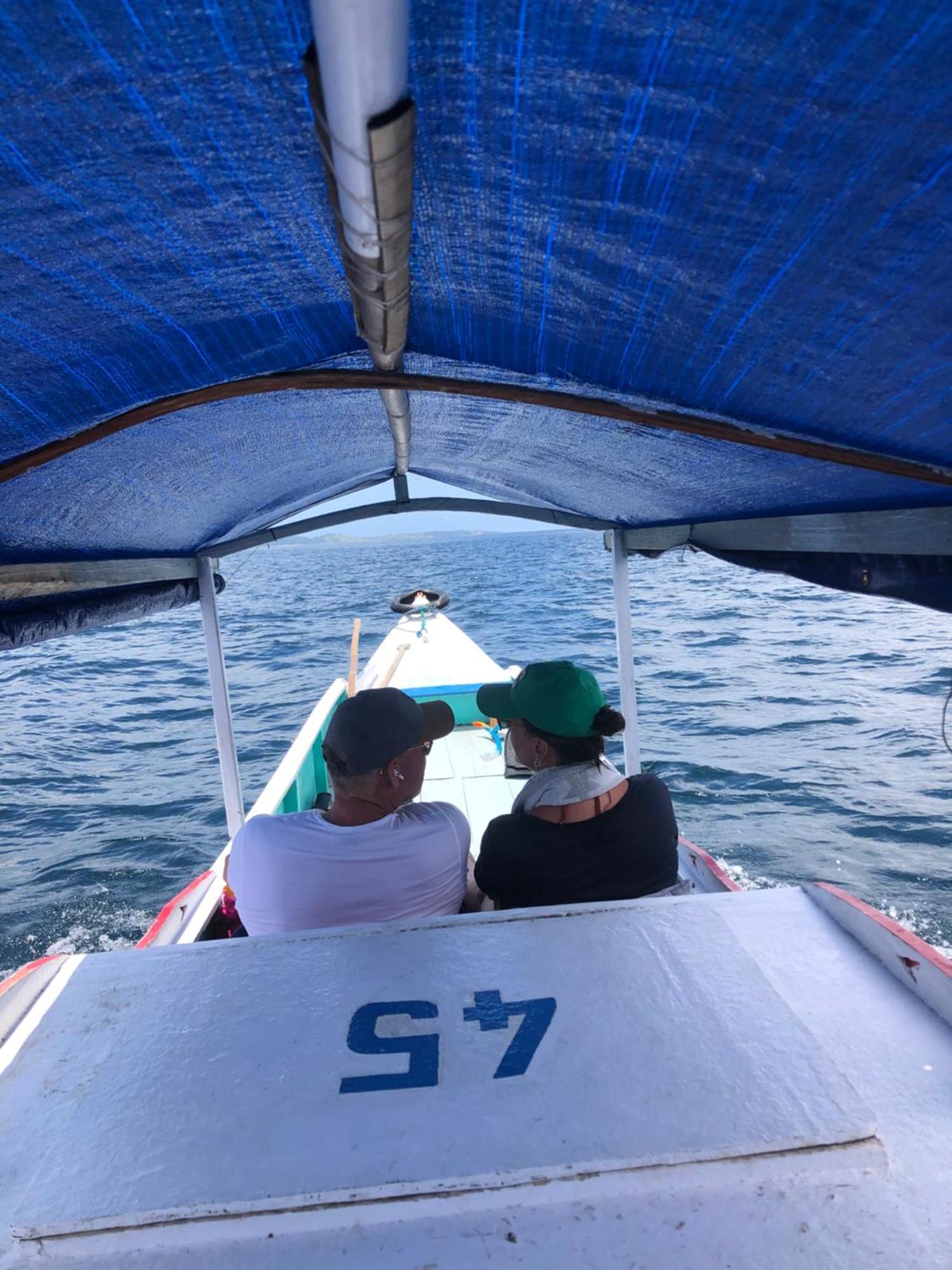 Dua Putri Komodo Homestay Dış mekan fotoğraf