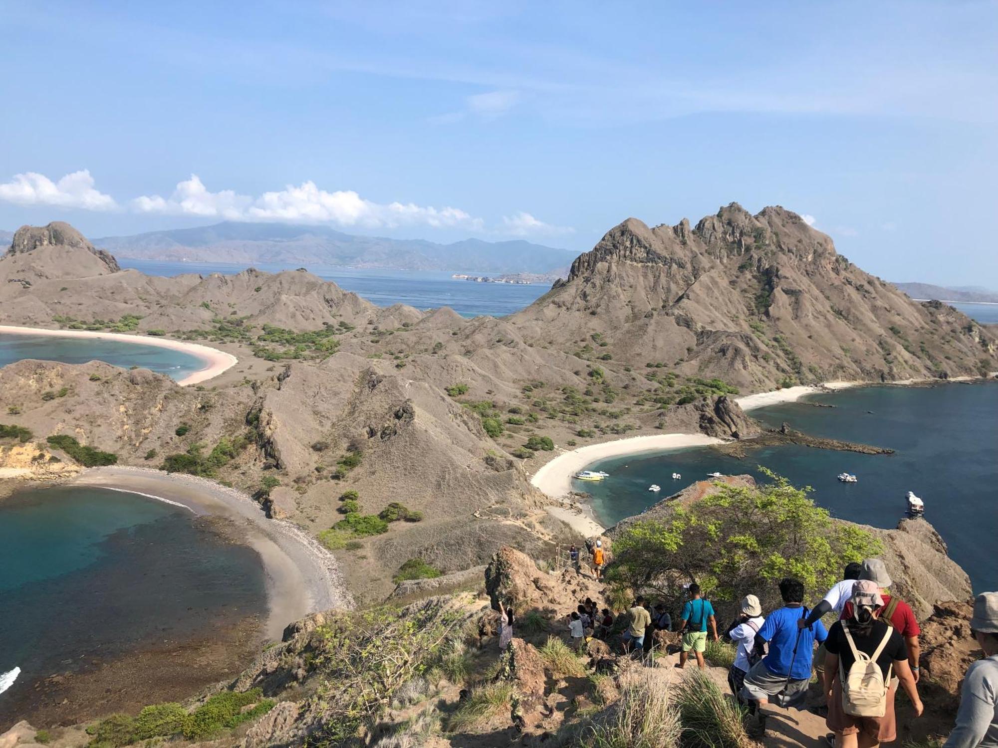 Dua Putri Komodo Homestay Dış mekan fotoğraf