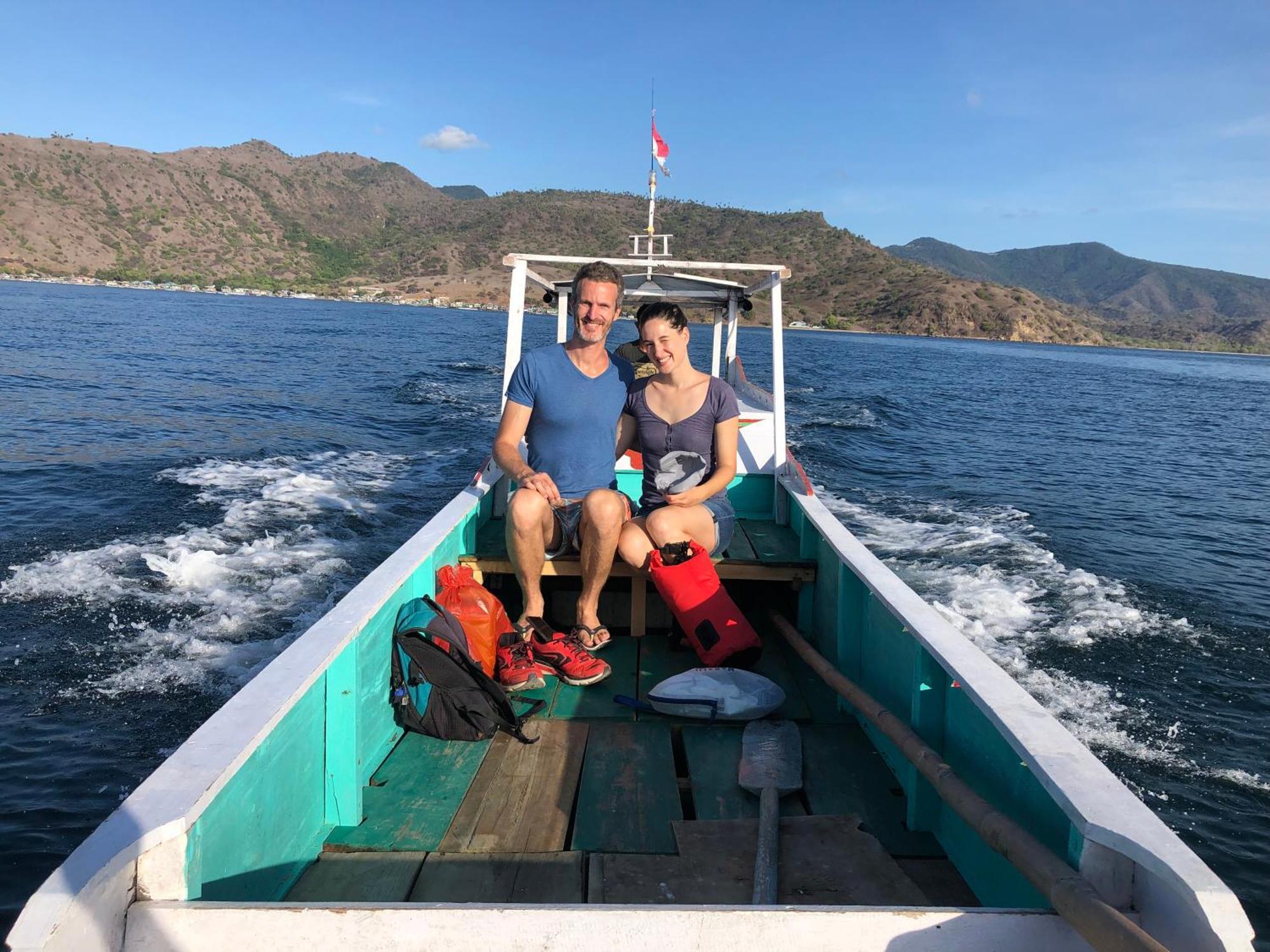 Dua Putri Komodo Homestay Dış mekan fotoğraf