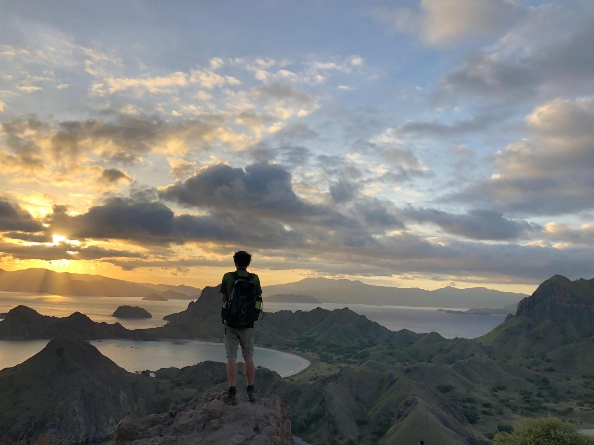 Dua Putri Komodo Homestay Dış mekan fotoğraf