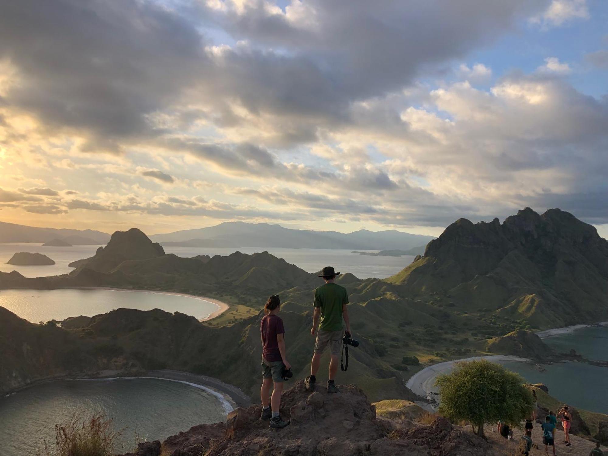 Dua Putri Komodo Homestay Dış mekan fotoğraf